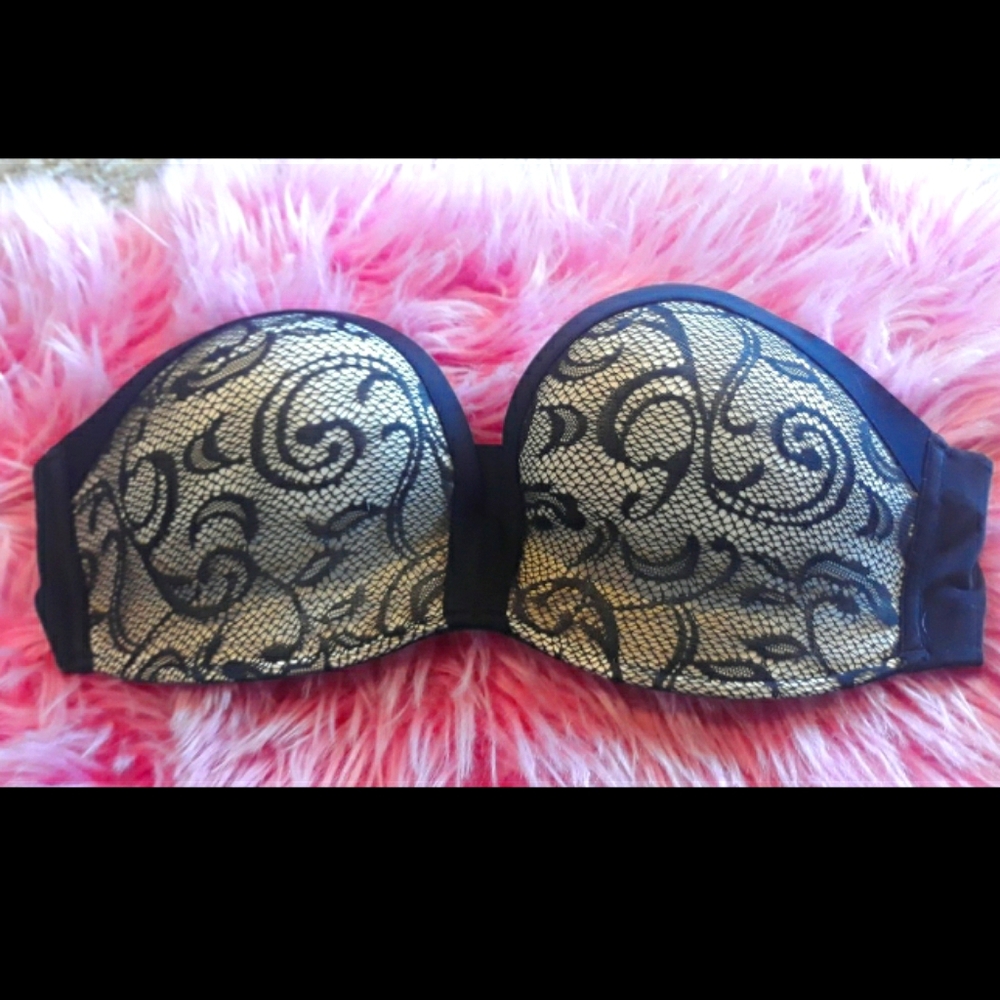 NWOT Push Up Strapless Bra